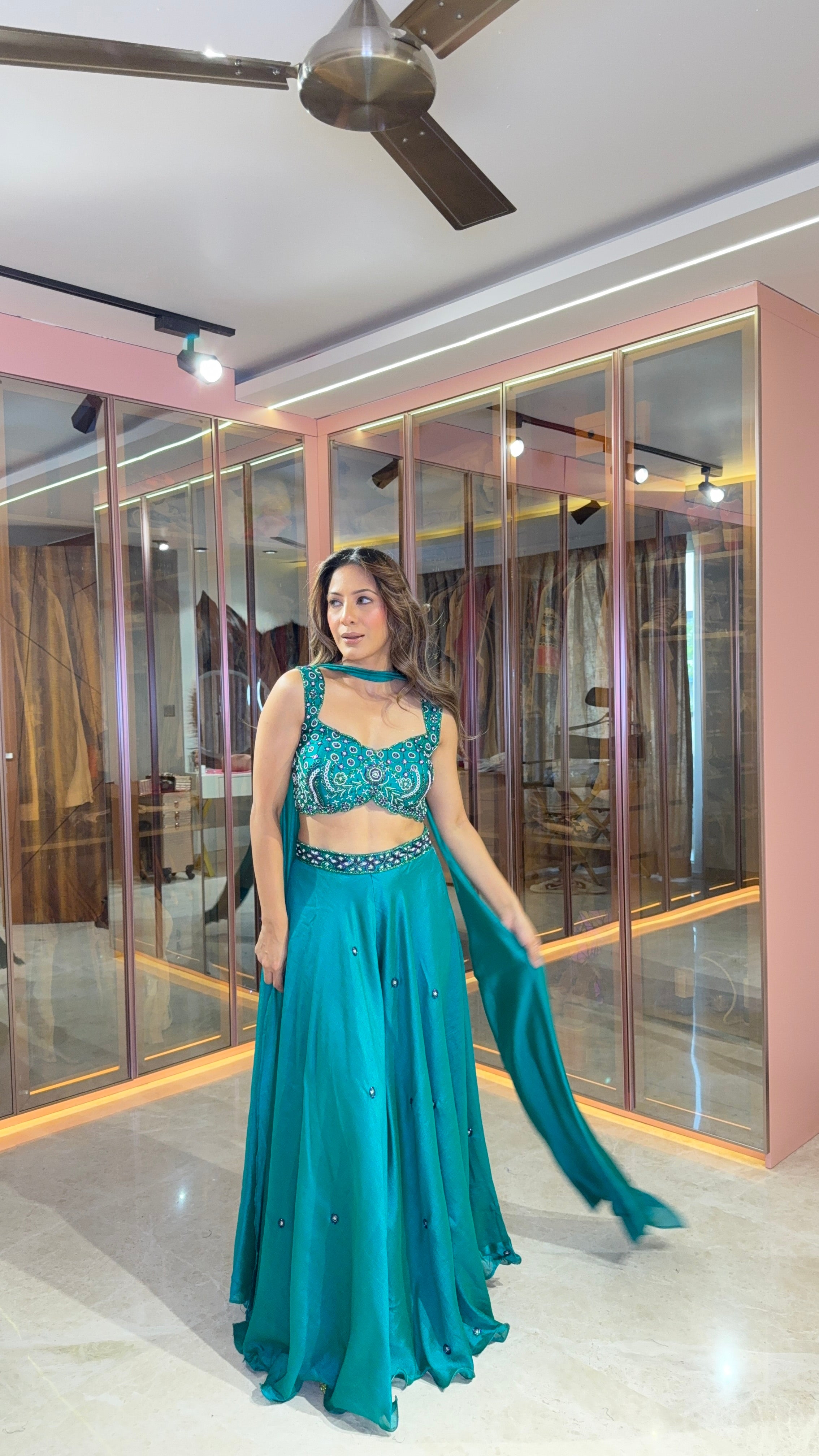 Backless Sharara Set